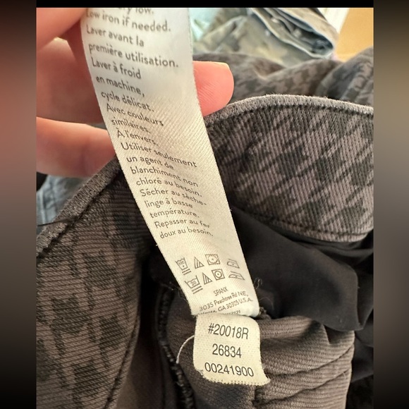 SPANX Jean-Ish Houndstooth Plaid Leggings Pants PullOn Waist Slimming Black Gray - Picture 10 of 11